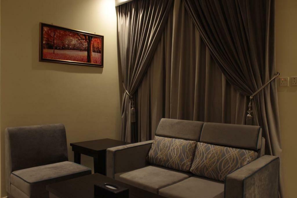 Golden Rest Hotel Khobar Bagian luar foto